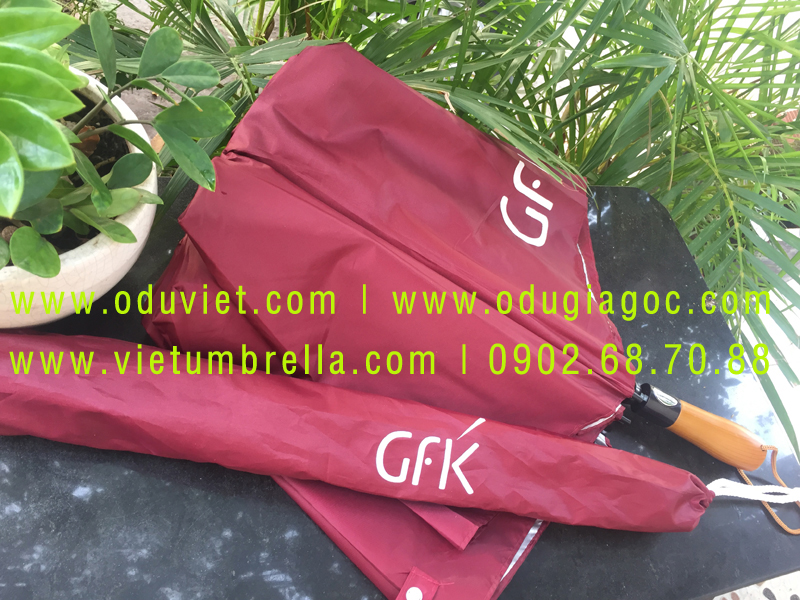 xưởng sản xuất ô dù cầm tay in logo quảng cáo